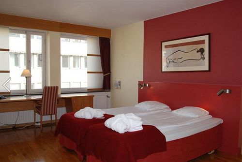 Hotelli Etage 4*